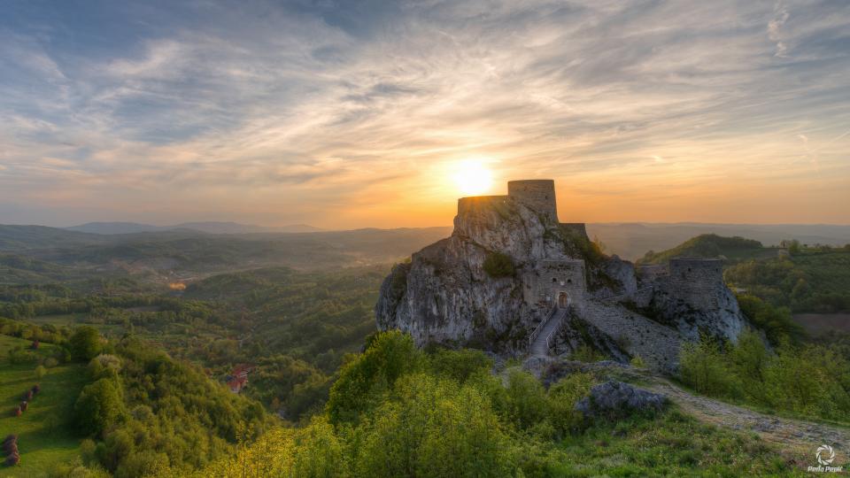 Srebrenik Fortress | Shutterbug